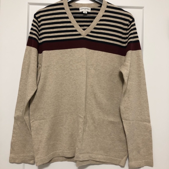BR Cotton v-neck knit - Picture 1 of 6